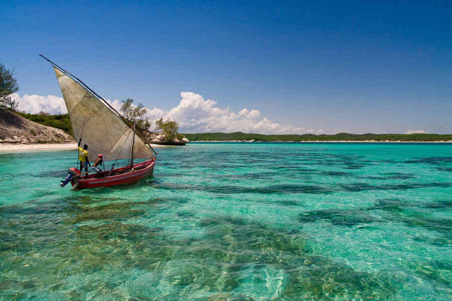 Journey to the 3 bays or the Emerald sea